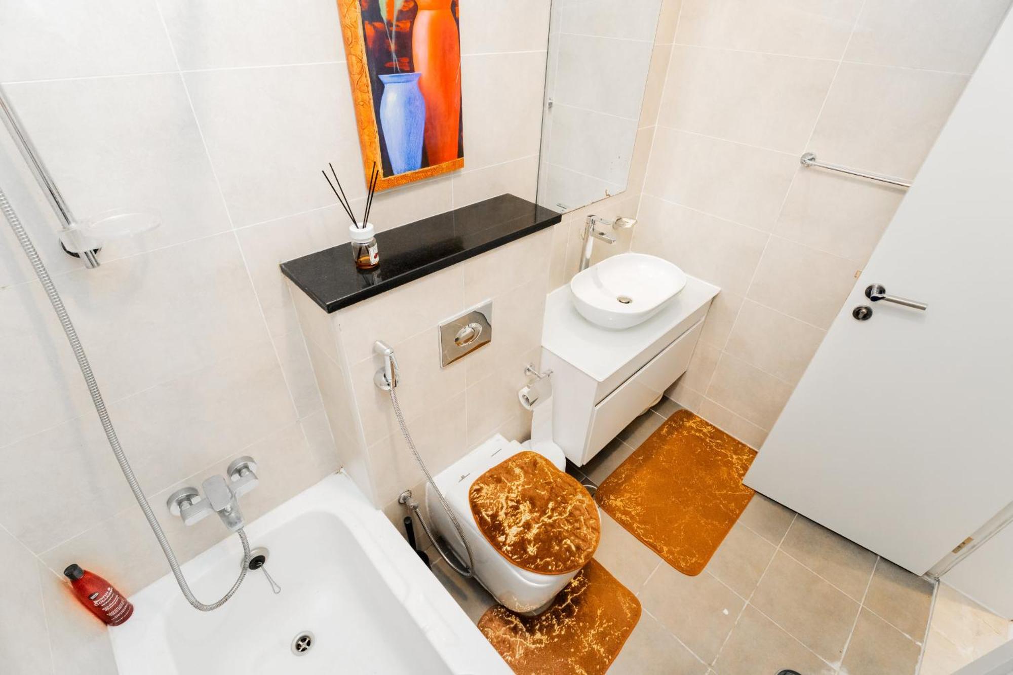 Stylish In Damac Hills - Luxurious Living With Premium Amenities, Managed By Think Realty * Dubaï