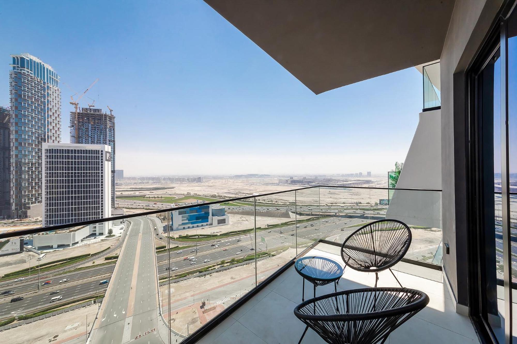 Sophisticated Binghatti Canal * Dubaï
