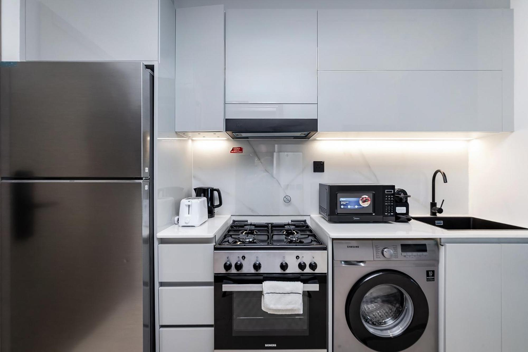 Sophisticated Binghatti Canal Apartment Dubai