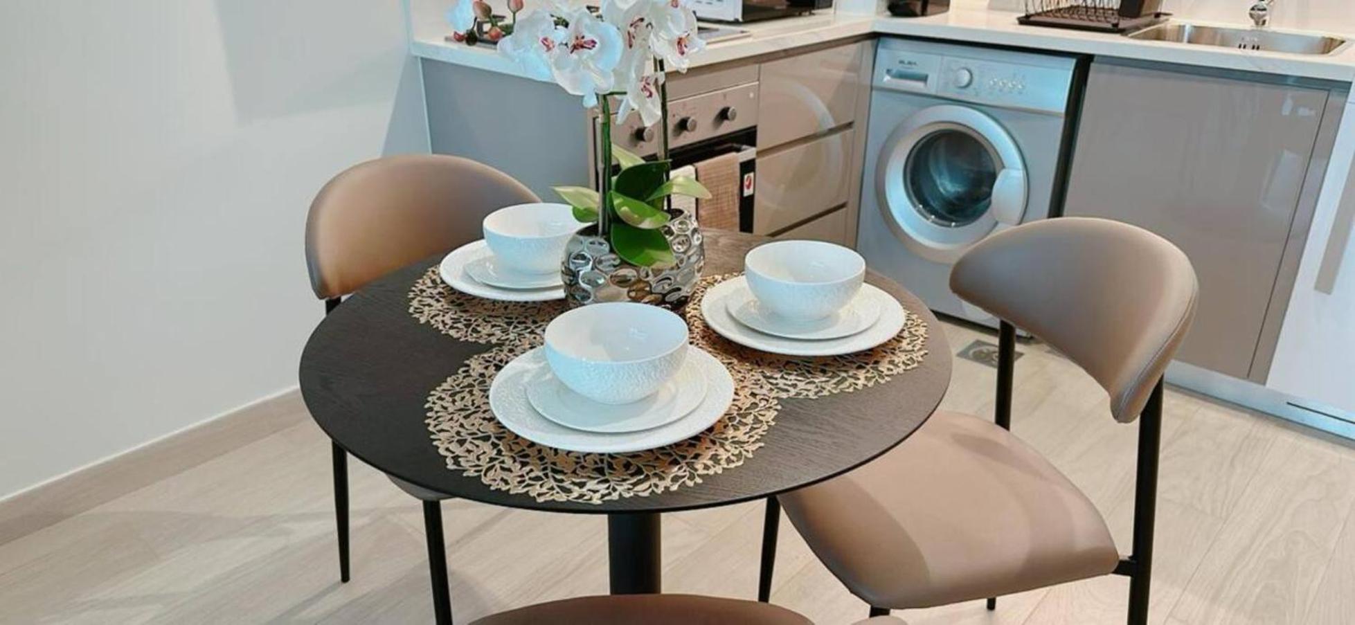 Stunning Brandnew 1br Appartement *