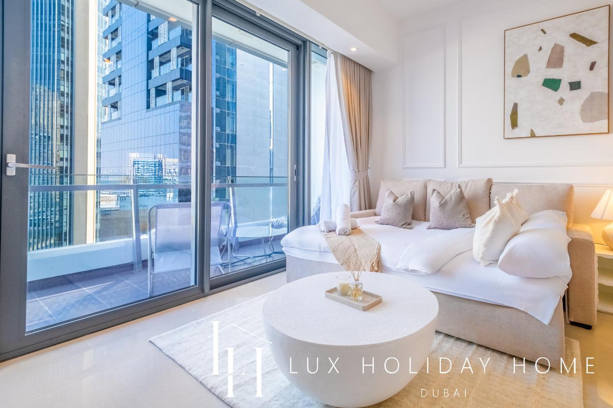 Lux The Silverene Marina View 4