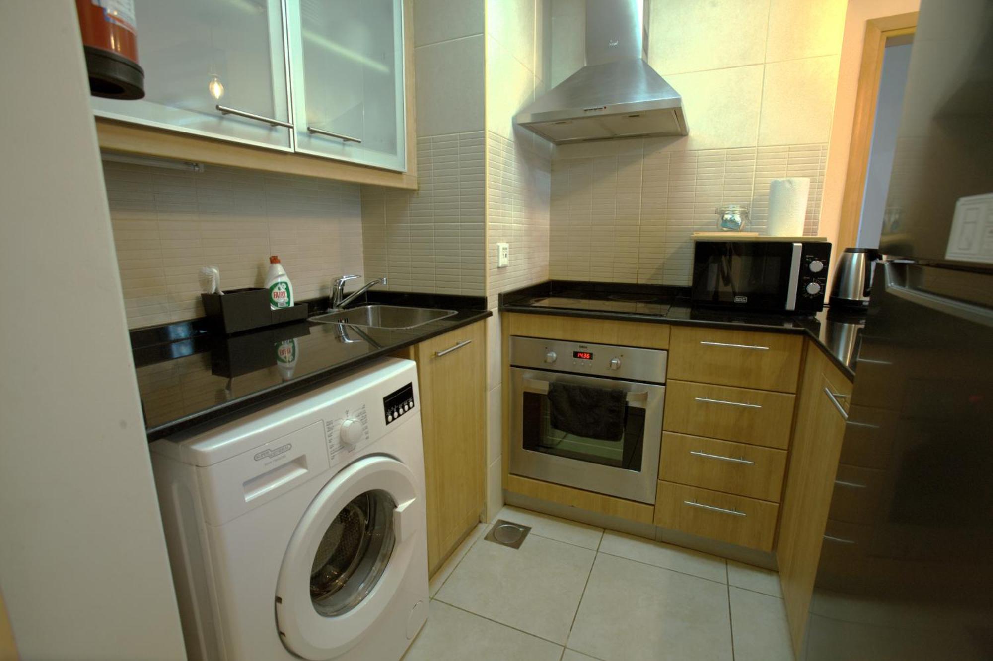 Your In Marina, One Bedroom Appartamento Dubai