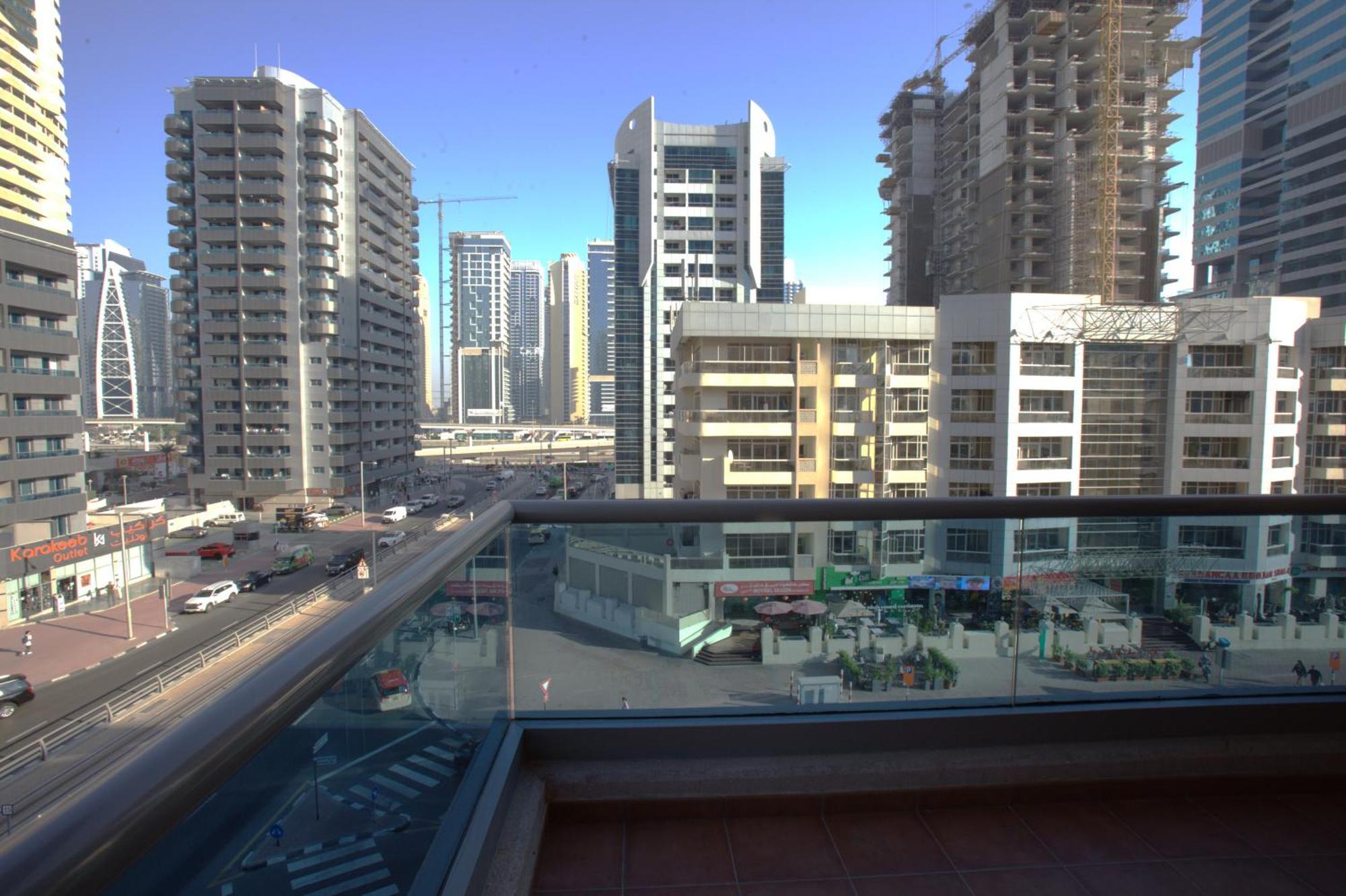 Your In Marina, One Bedroom Appartamento Dubai
