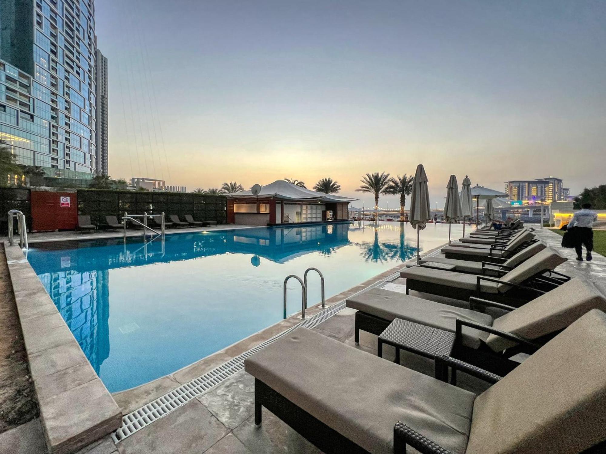 Appartement Classic Retreat In Jbr With Private Access *