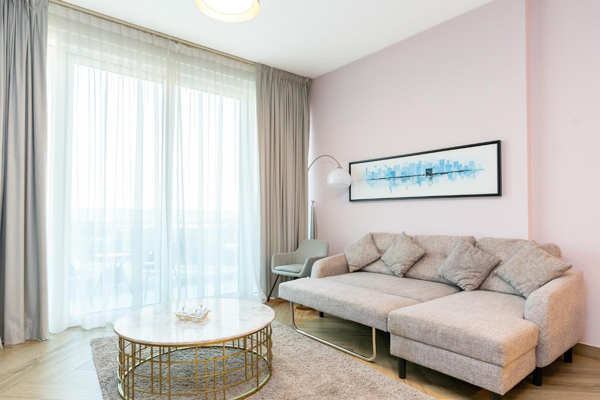Citihome - Spacious 1bedroom At 1 Residences - West Apartemen *