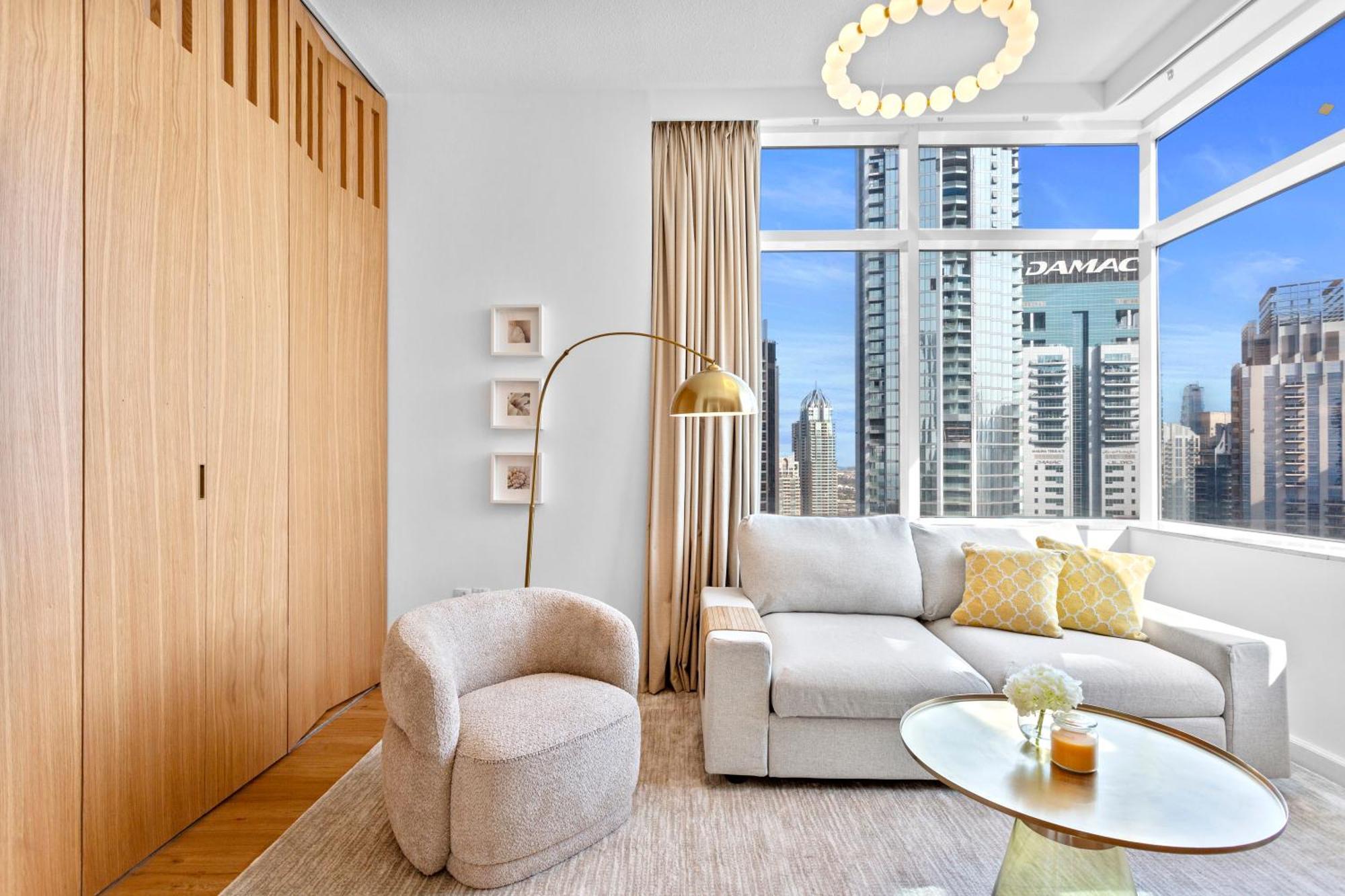 Upgraded 1 Bedroom In The Heart Of Marina * Dubaï