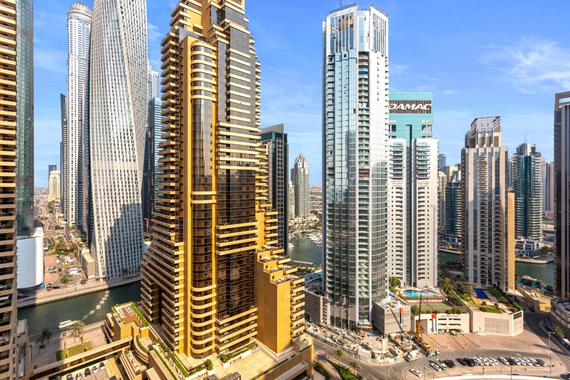 Upgraded 1 Bedroom In The Heart Of Marina Appartement