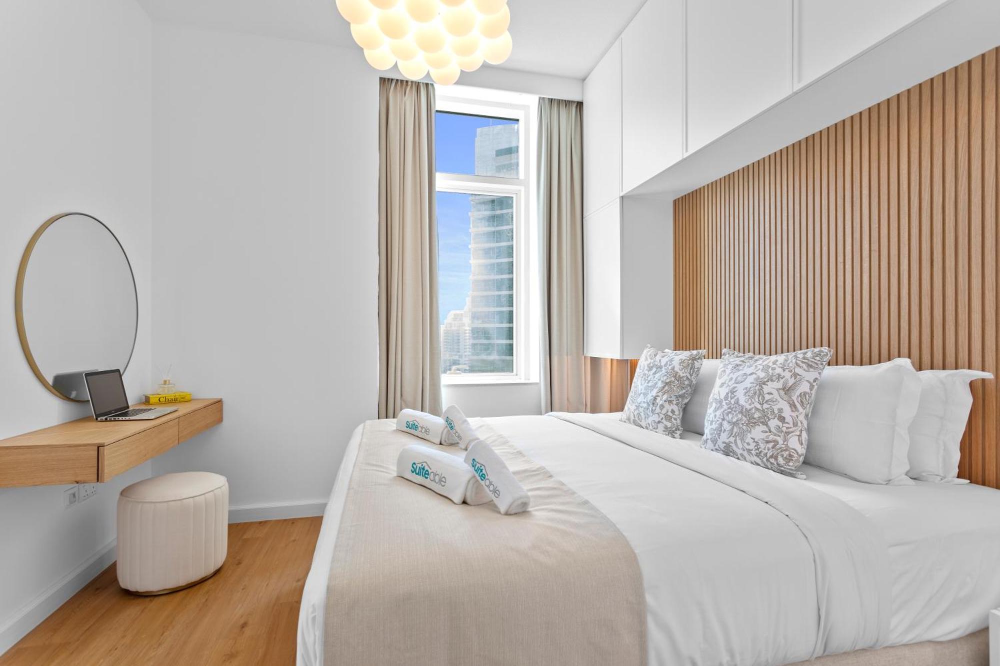 Upgraded 1 Bedroom In The Heart Of Marina Appartement *