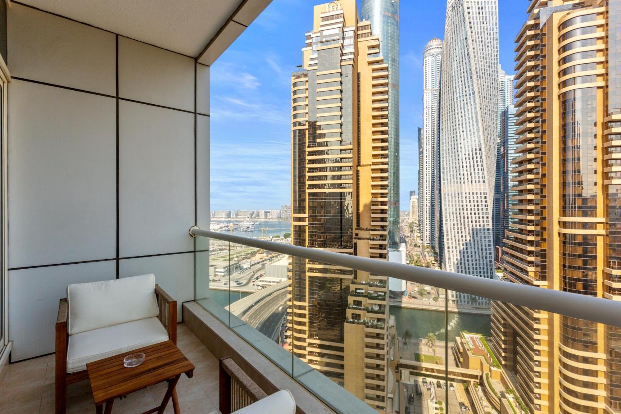 Upgraded 1 Bedroom In The Heart Of Marina * Dubaï