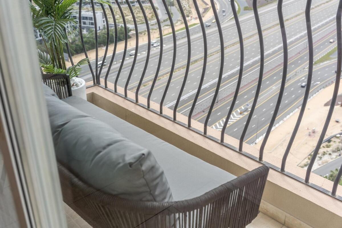 Apartemen Charming 2-bedroom At Imperial Residences In Jvt *