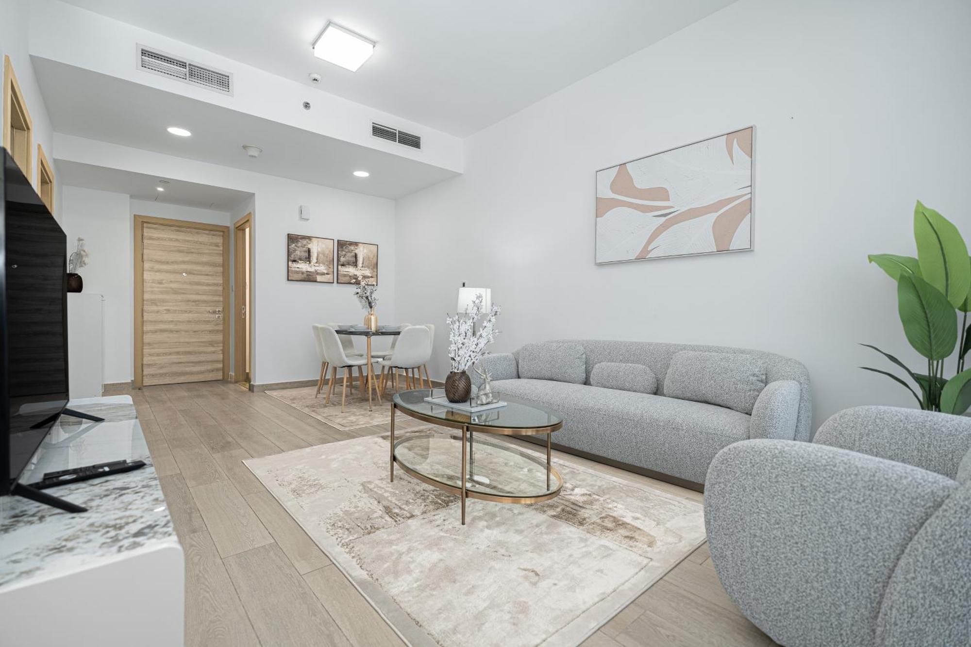 Escape24 Modern Bloom Tower Jumeirah Village Circle Jvc Apartamento