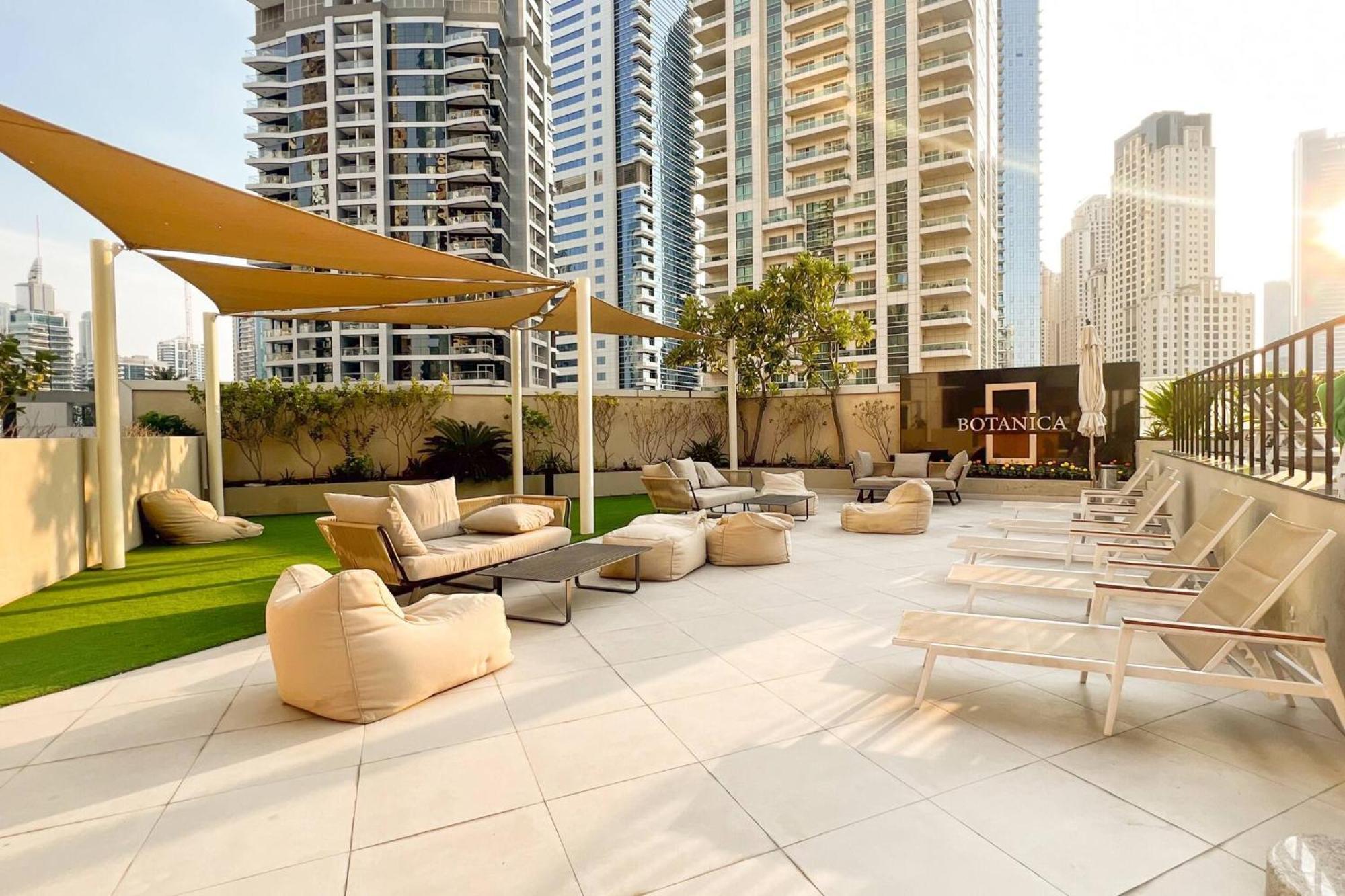 Stunning 1br With Palm Jumeriah View In Marina Dubaï