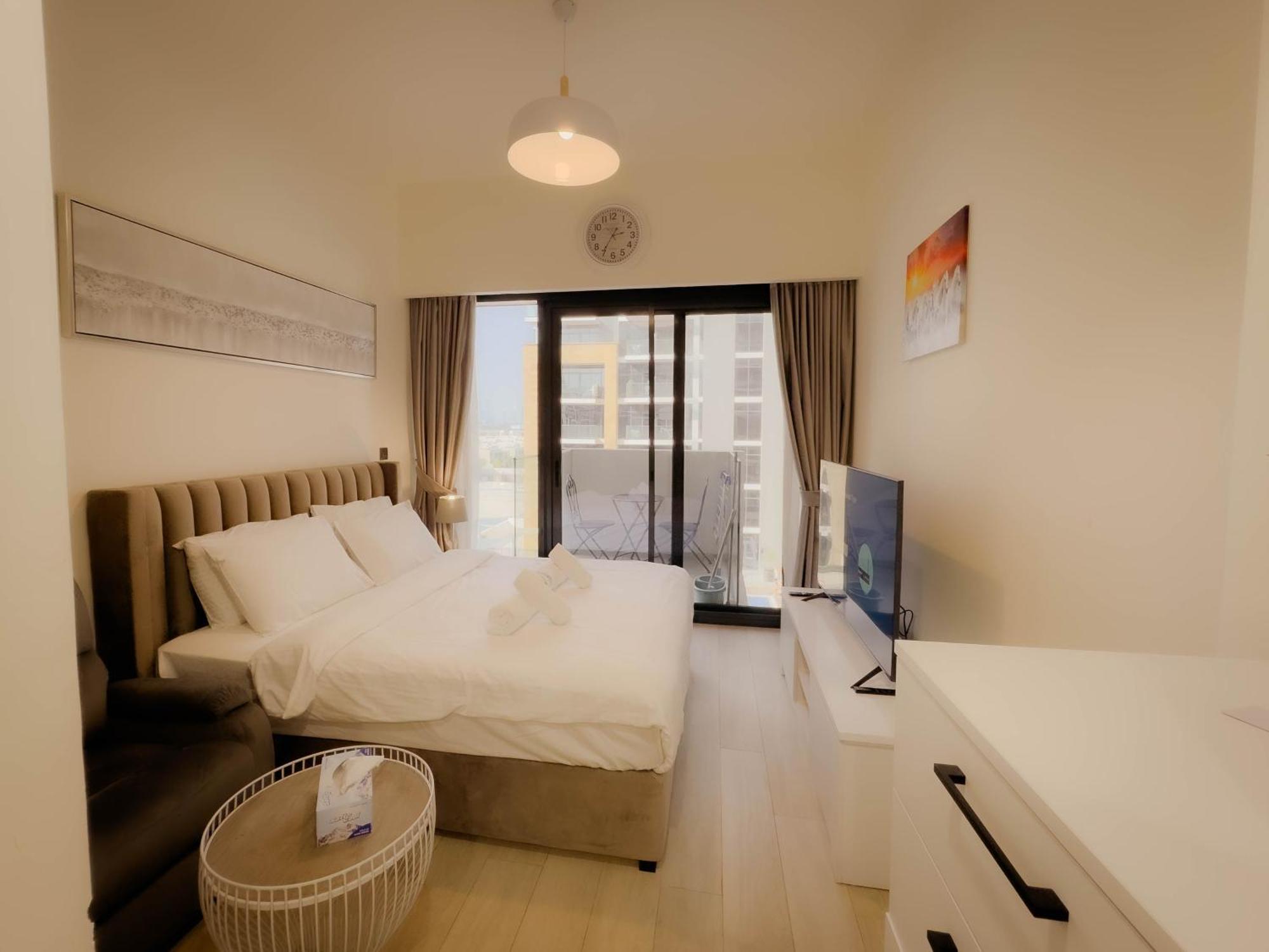 Lavish 10 Min Downtown Appartement