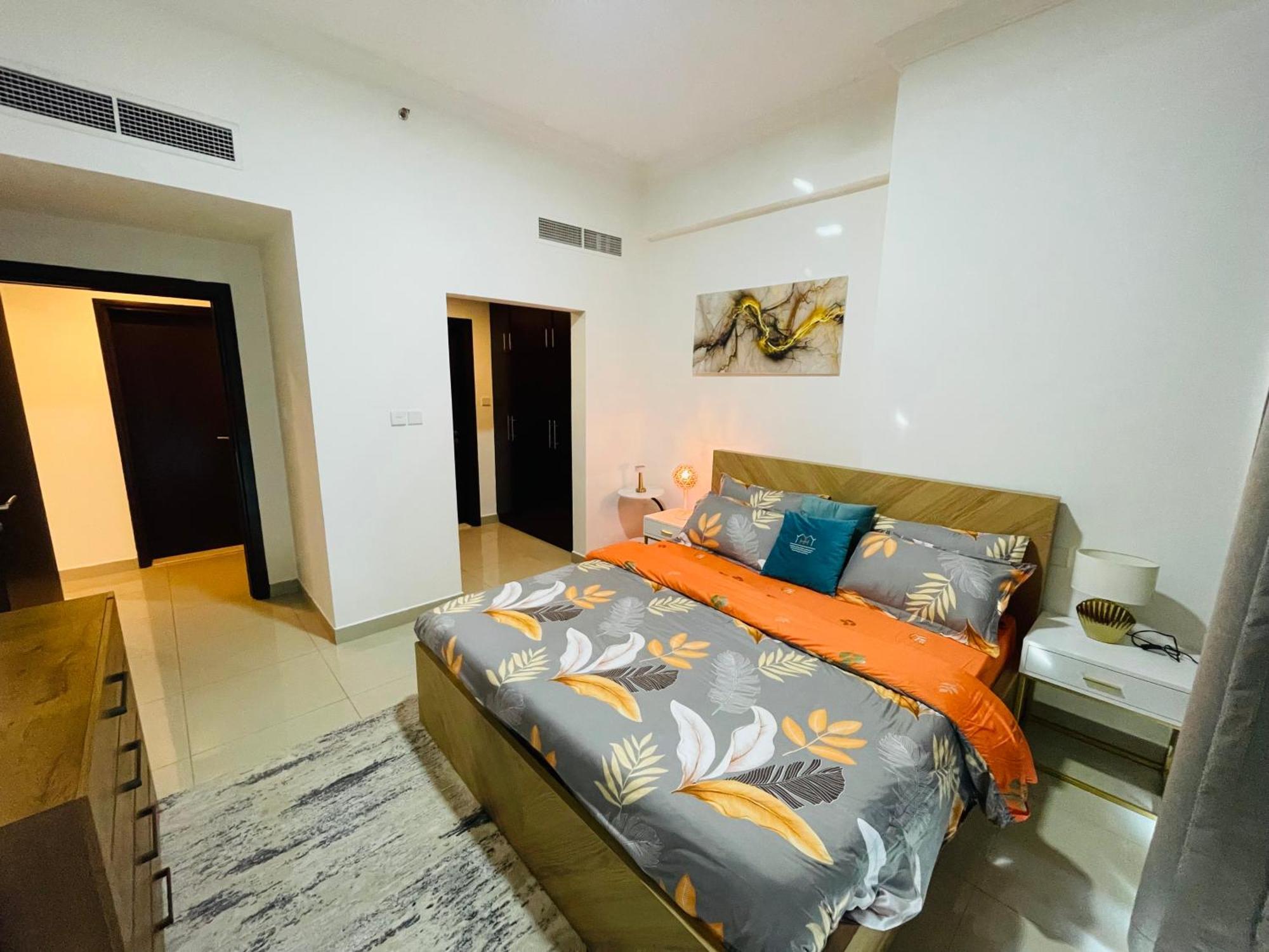 Lägenhet Stylish Fairview In Business Bay Canal View Marasi Drive Dubai