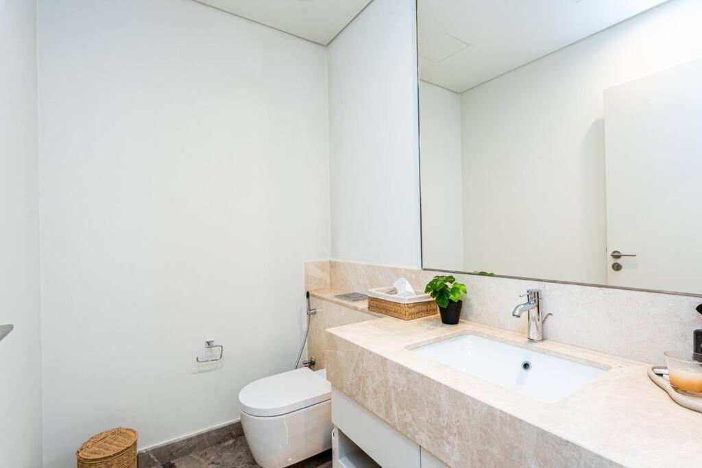 Appartement Hills - Modern 5 Bedroom Expansive By Tlre Homes