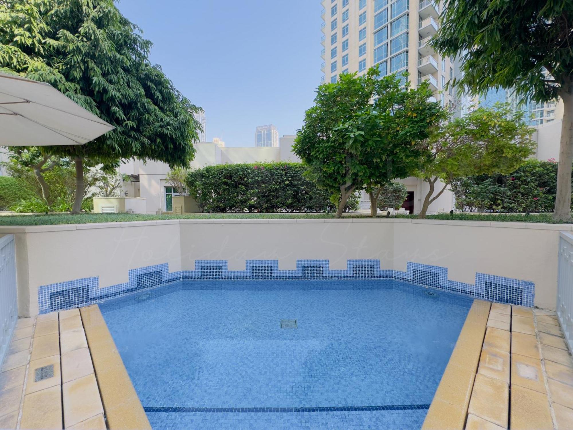 Luxury 2br-burj Khalifa View In The E2-2902 *