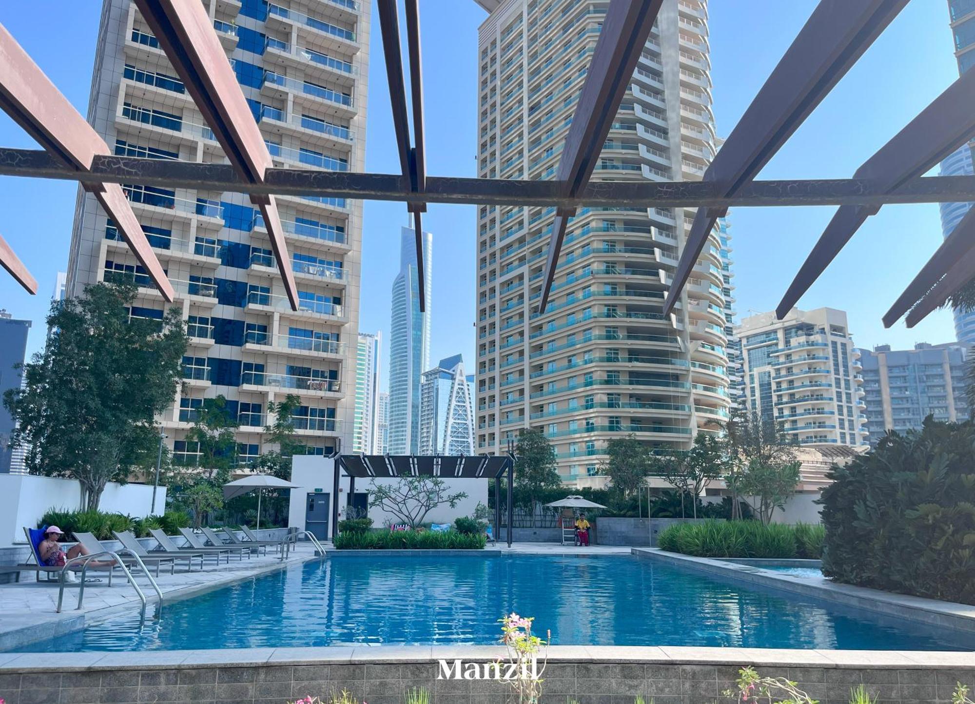 Stylish Marina Front 2br Apartment, Near Attractions Dubaï