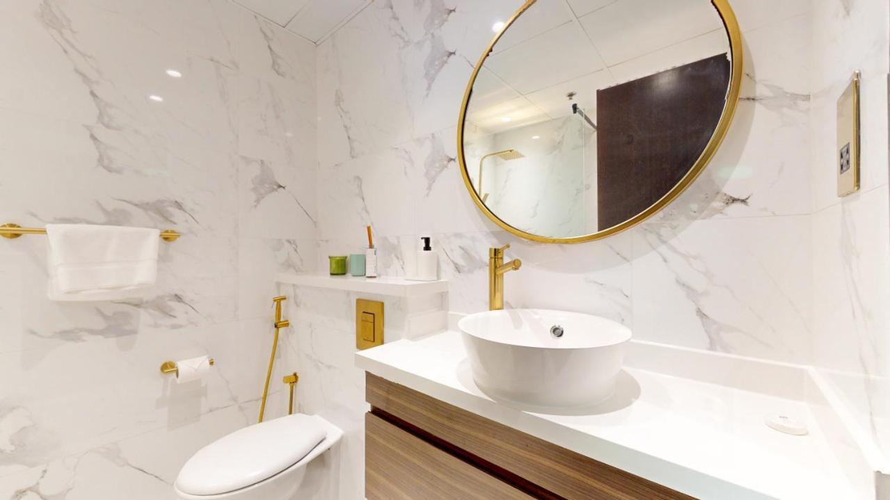 Marina Quays West - Modern One Bedroom In Marina Apartamento *