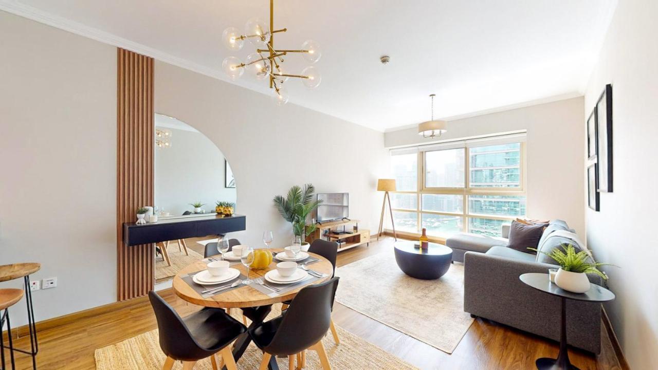 Apartment Marina Quays West - Modern One Bedroom In Marina