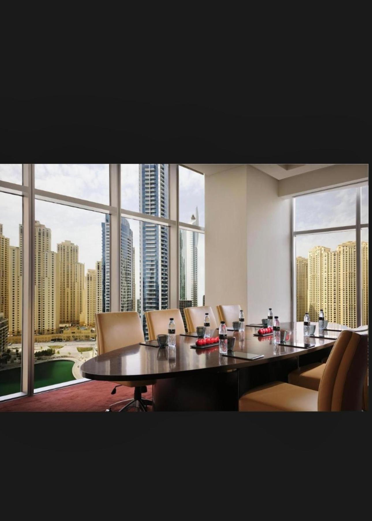 Apartamento Address Marina Mall - Full Marina Views, Balcony, Kitchen & Parking Dubái