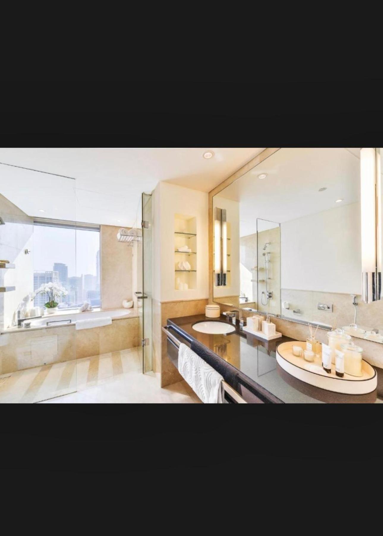 Address Marina Mall - Full Marina Views, Balcony, Kitchen & Parking Apartamento *