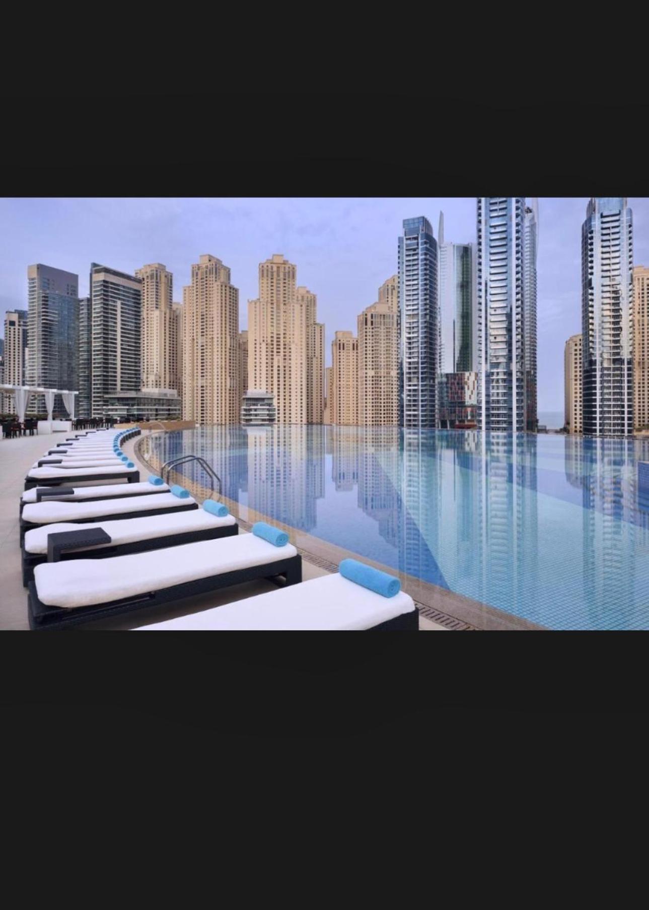 Address Marina Mall - Full Marina Views, Balcony, Kitchen & Parking Apartamento Dubái