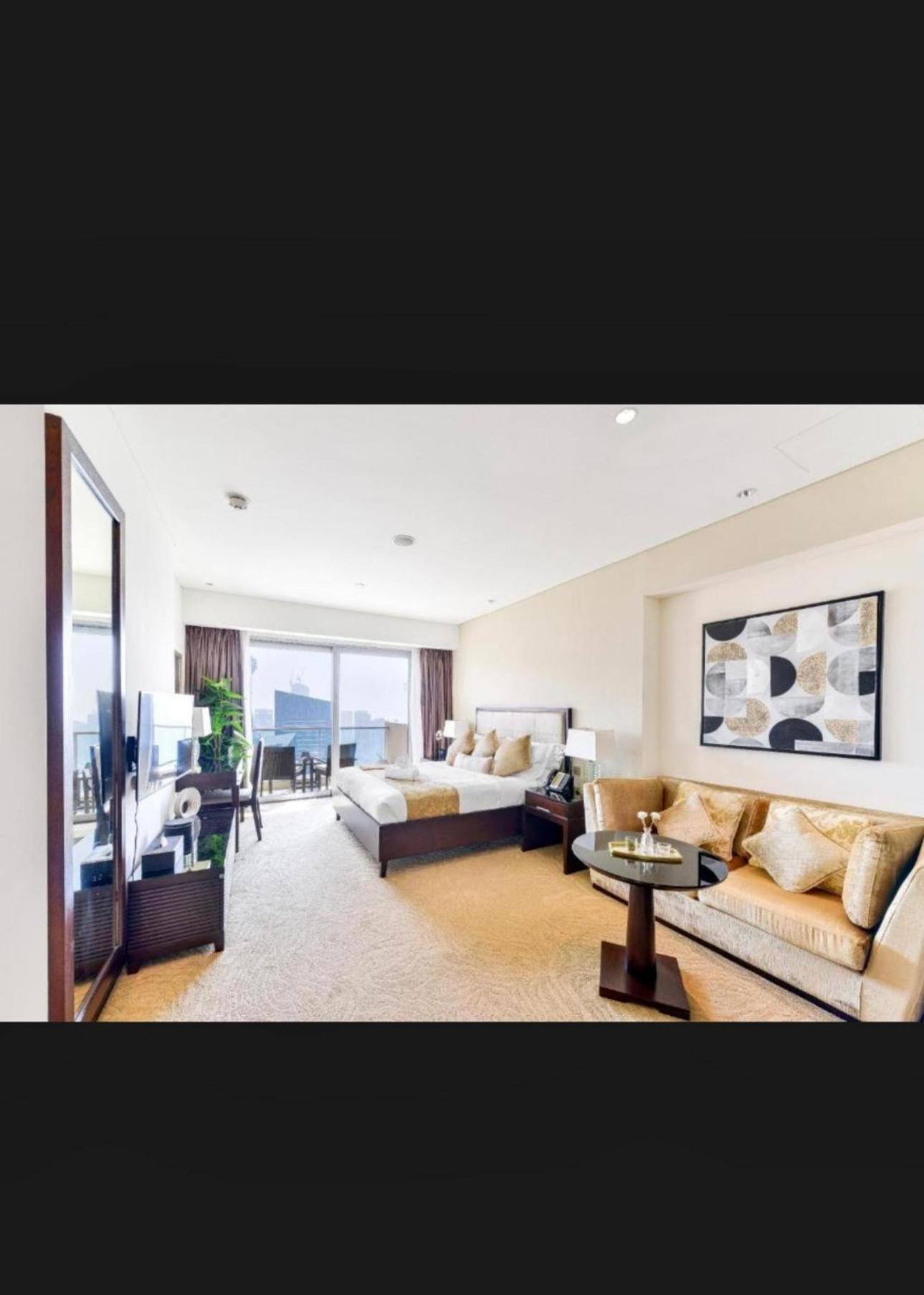 Apartamento Address Marina Mall - Full Marina Views, Balcony, Kitchen & Parking *