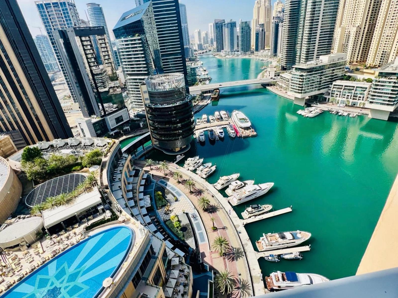 Address Marina Mall - Full Marina Views, Balcony, Kitchen & Parking * Dubái
