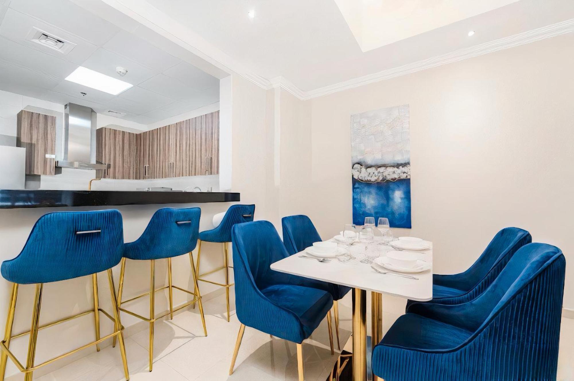 Apartamento Dunya Tower Luxury And 2 Min Walk To Mall And Burj Khalifa In Heart Of Downtown