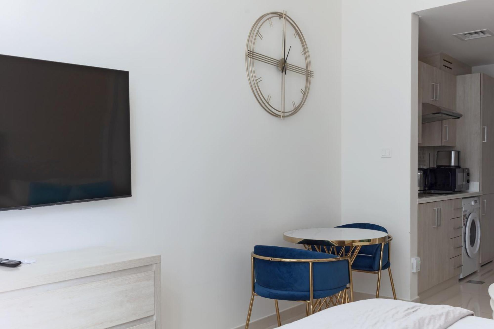 Fully-equipped Palm Jumeirah, Seven Appartement *