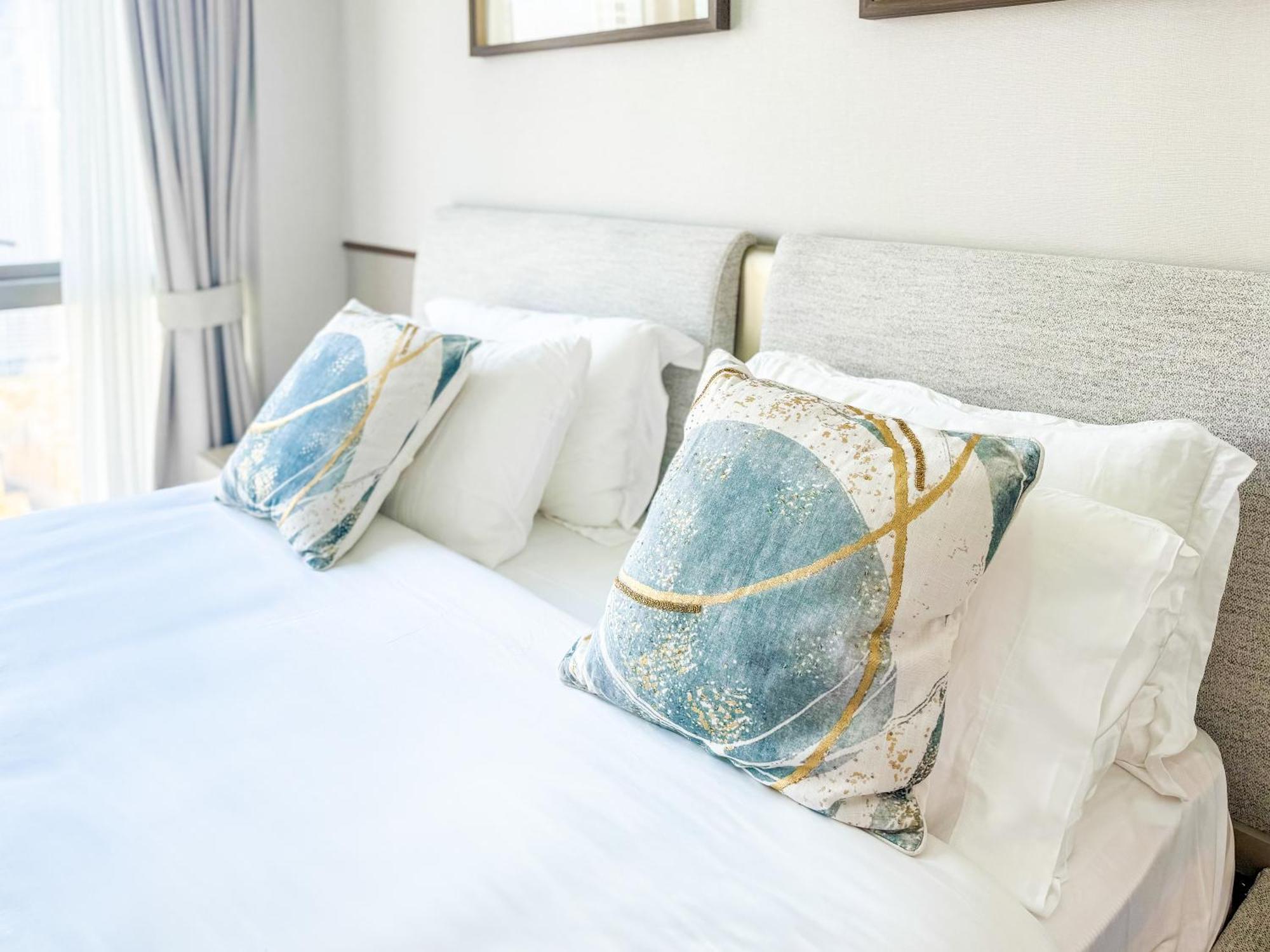 Grande Signature Residences 2br - Epic Burj Khalifa View At 38th Floor For 6-guests 360 Virtual Walk