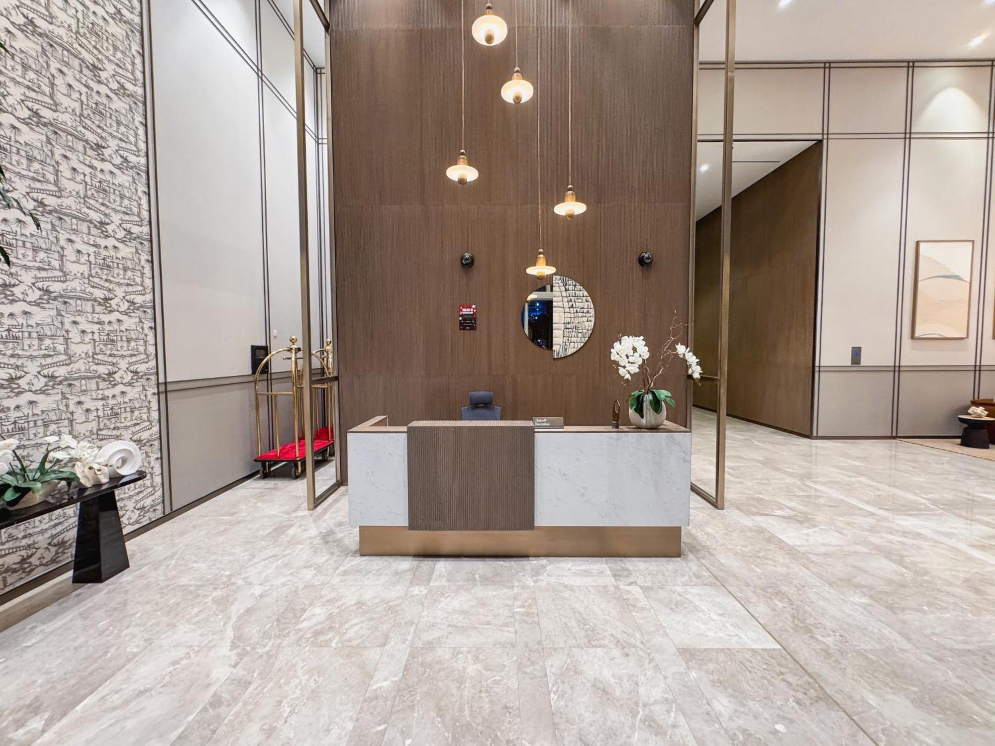 Grande Signature Residences 2br - Epic Burj Khalifa View At 38th Floor For 6-guests 360 Virtual Walk *