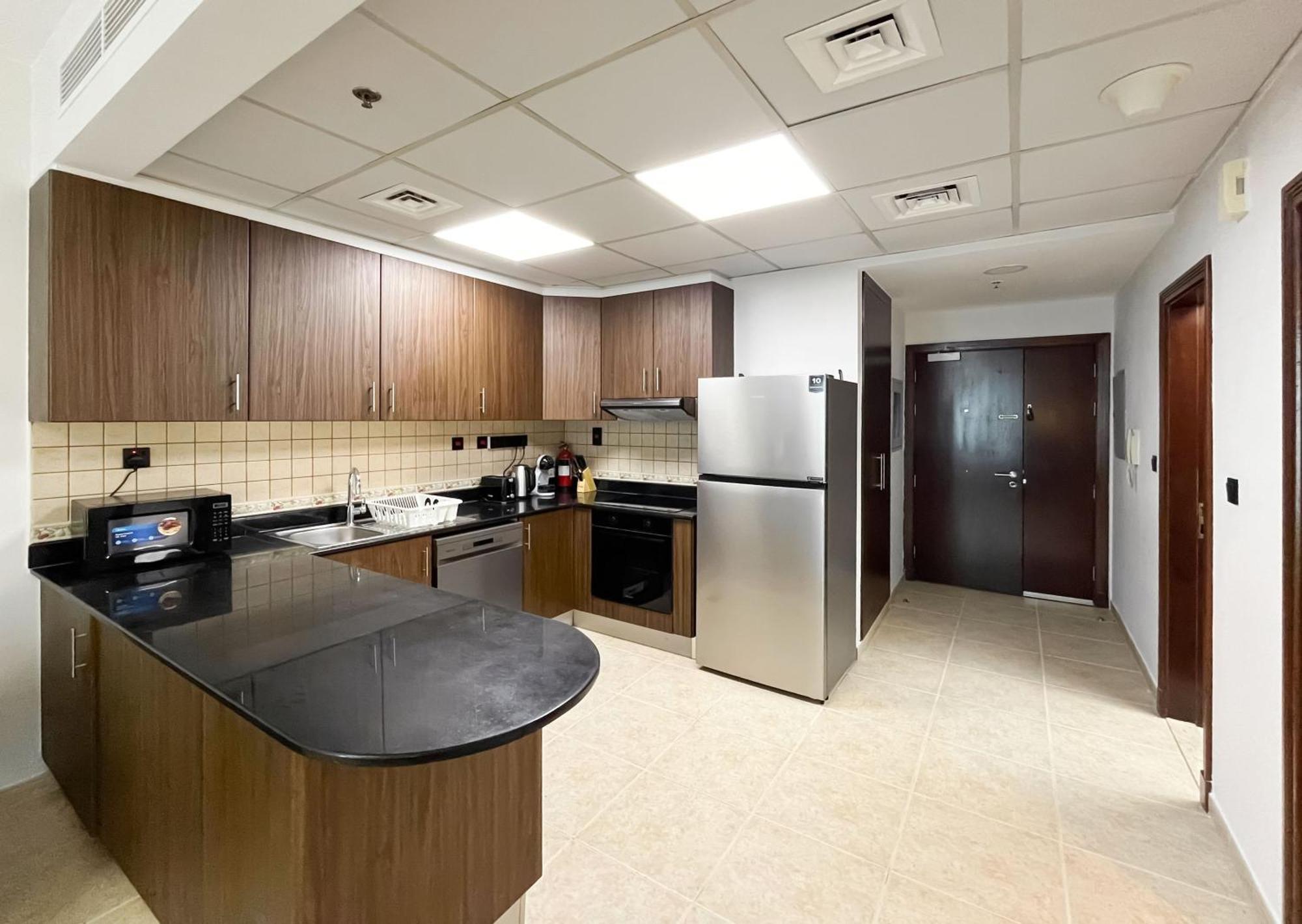 Appartement Livbnb-high Rise 1br With Balcony Near Barasti Dubaï