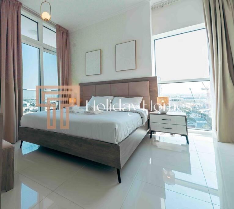 Brand New Modern One Bed Luxury * Dubaï