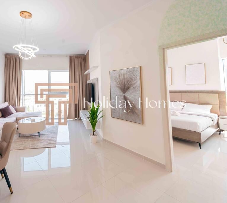Brand New Modern One Bed Luxury Appartement *