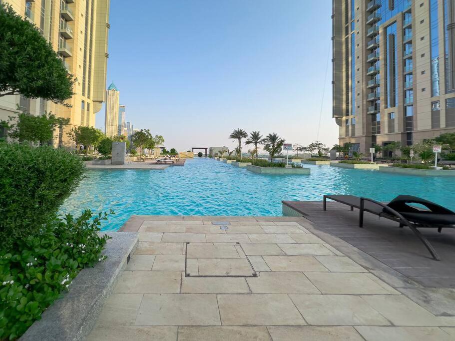 Apartamento First Class 1br Captivating Views Dubái