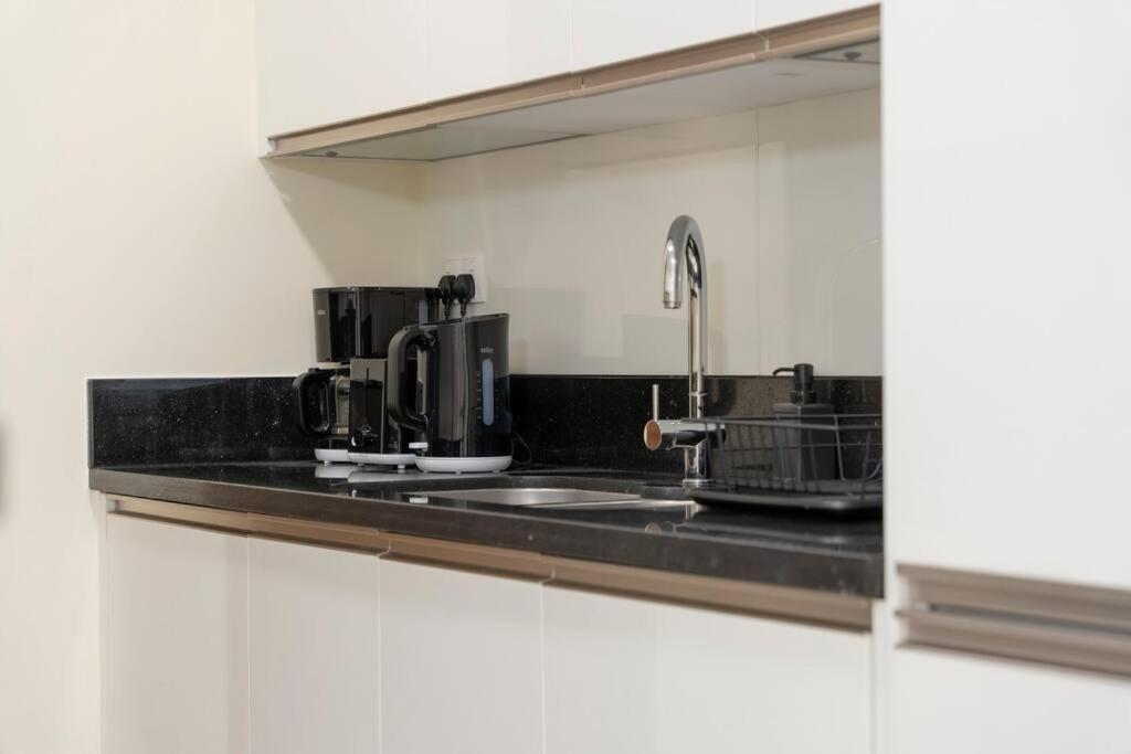 Apartment First Class 1br Captivating Views Dubai