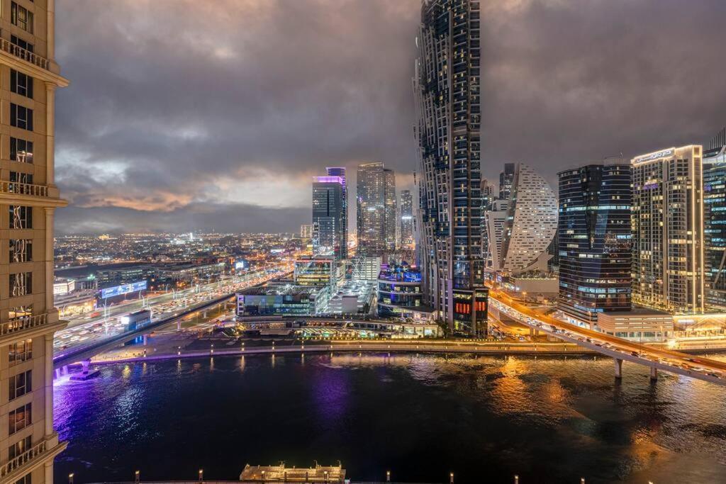 Apartment First Class 1br Captivating Views *