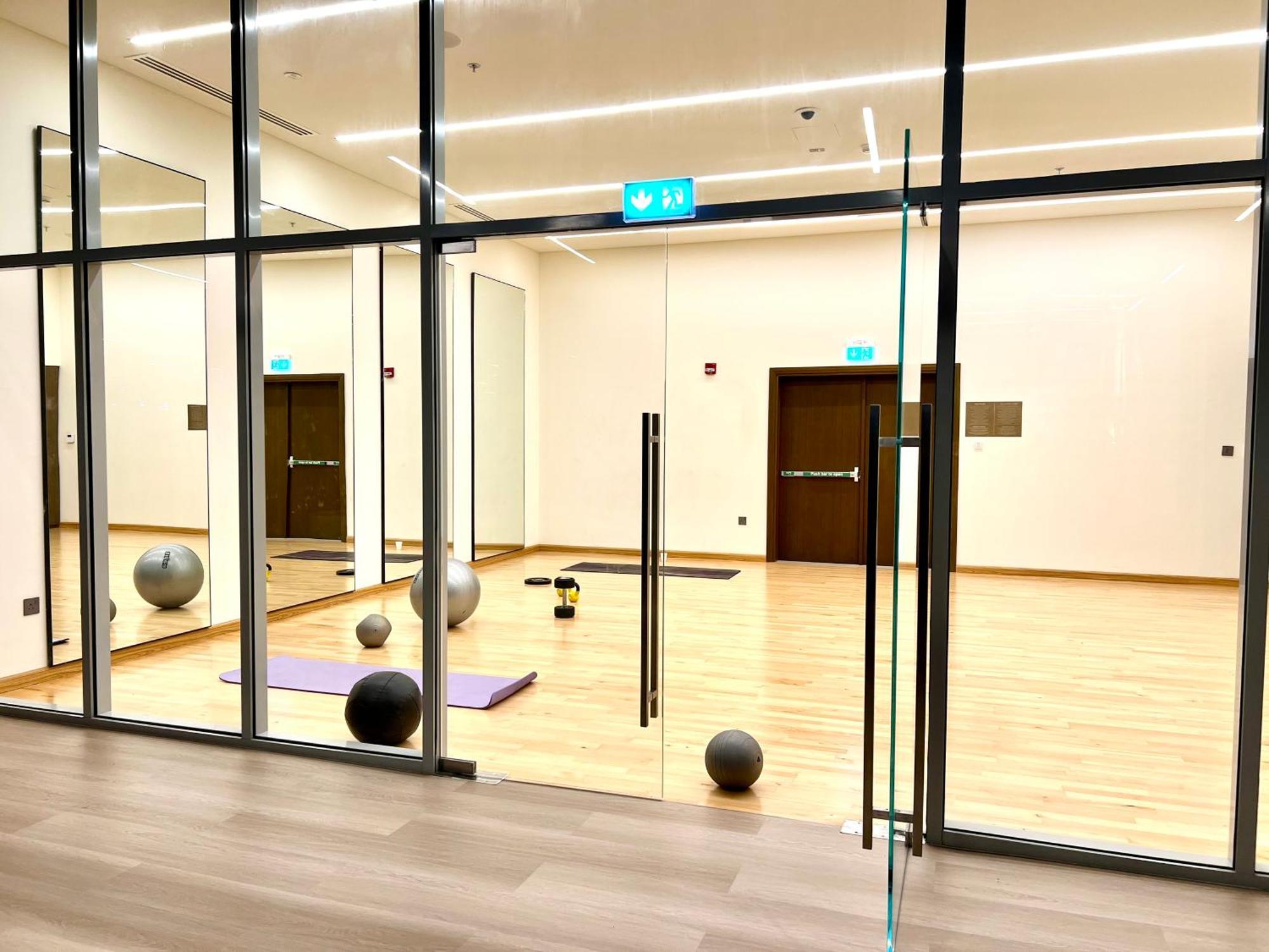 Downtown Luxury - Open Views Of The & The Sea - Walking Distance To Mall Lejlighed *