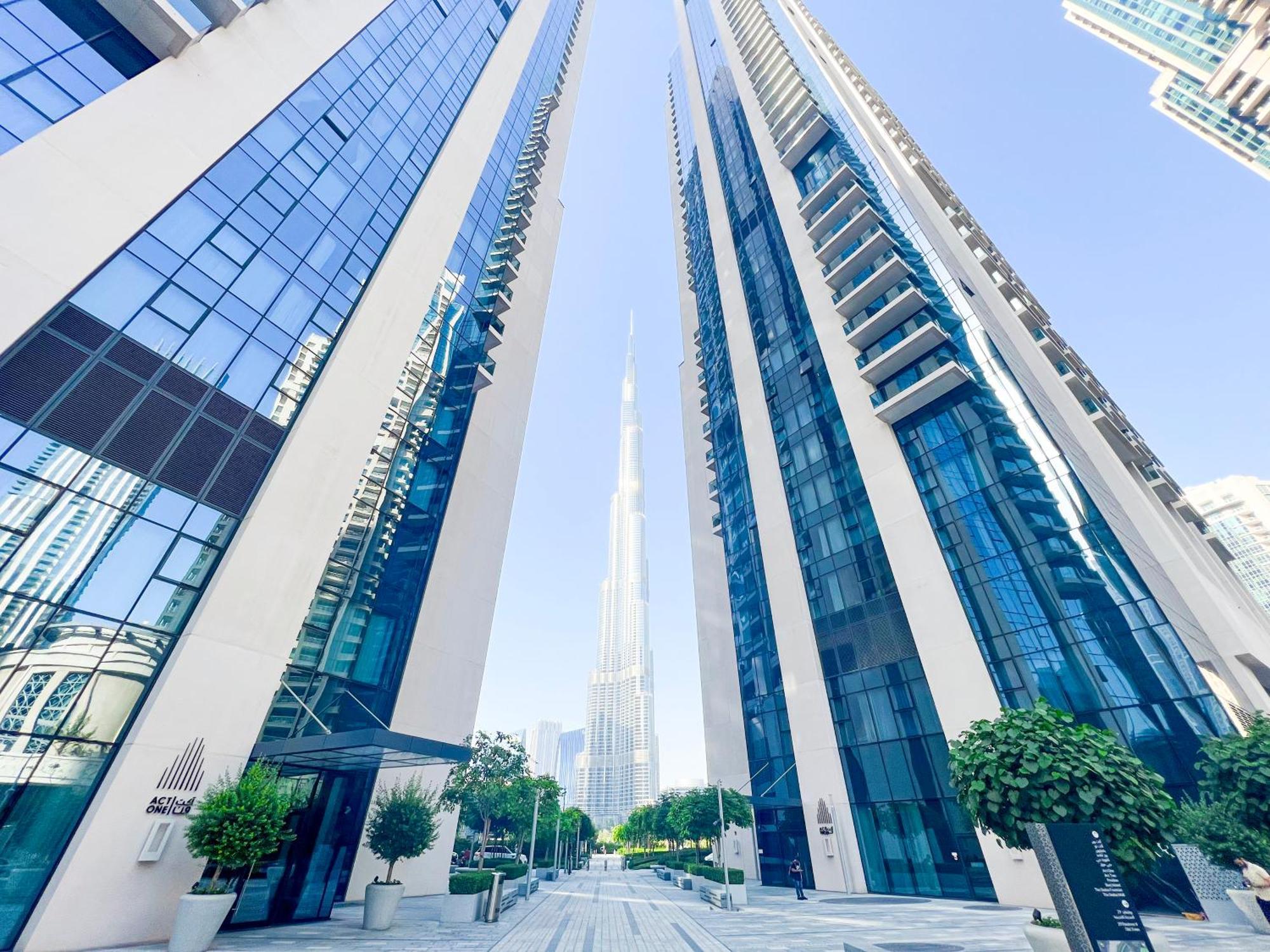 Downtown Luxury - Open Views Of The City & The Sea - Walking Distance To Mall Apartament