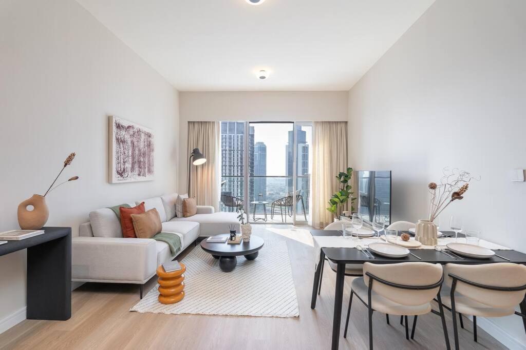 Stunning With Top-tier Amenities Near Burj Khalifa