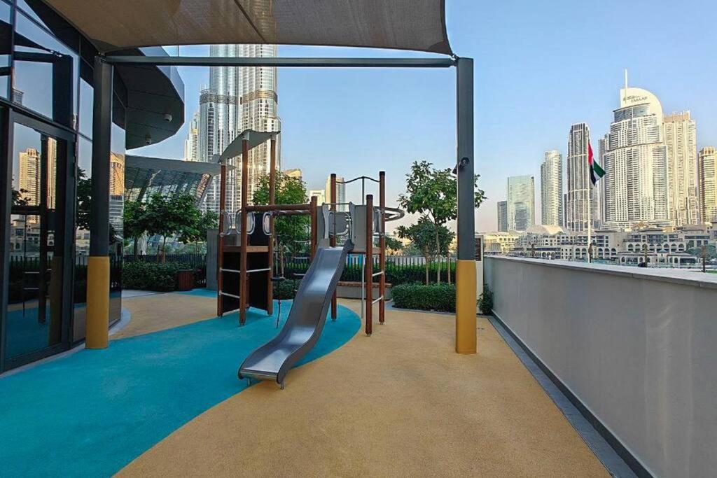 Stunning With Top-tier Amenities Near Burj Khalifa Appartement Dubaï