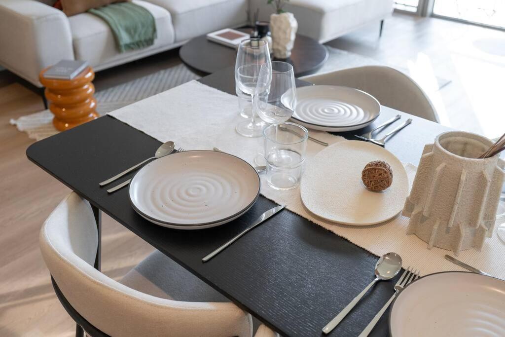 Stunning With Top-tier Amenities Near Burj Khalifa Dubaï