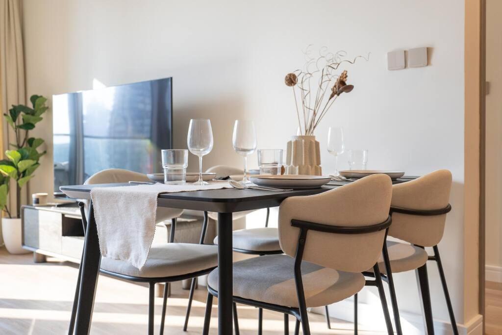 Appartement Stunning With Top-tier Amenities Near Burj Khalifa Dubaï
