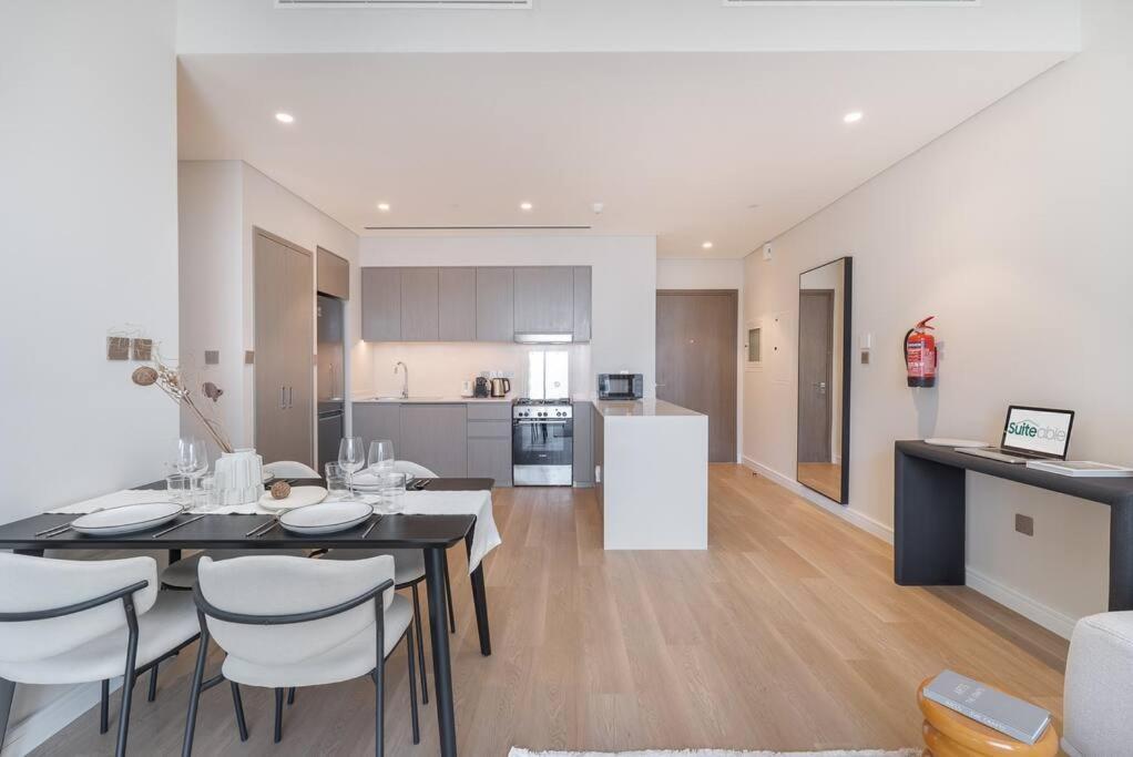 Stunning With Top-tier Amenities Near Burj Khalifa Appartement Dubaï