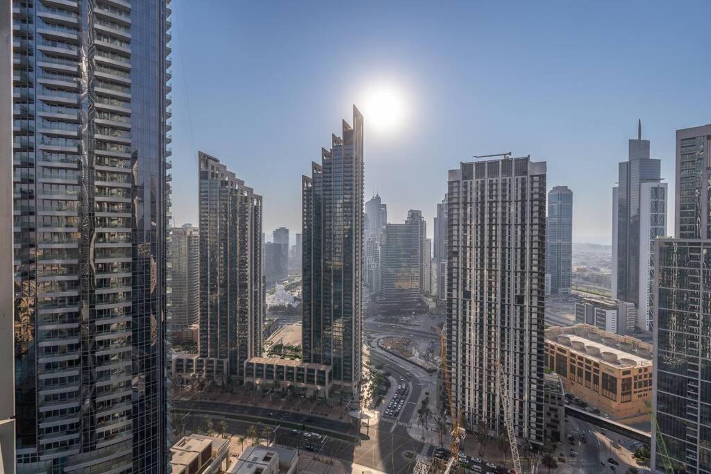 Stunning With Top-tier Amenities Near Burj Khalifa *