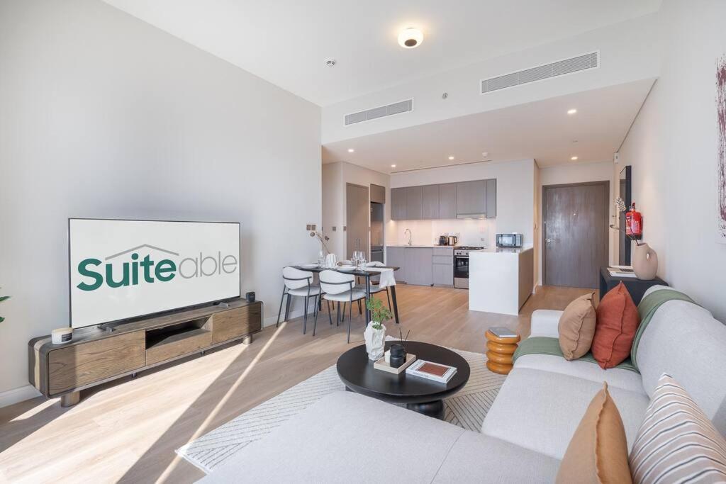 Stunning With Top-tier Amenities Near Burj Khalifa *
