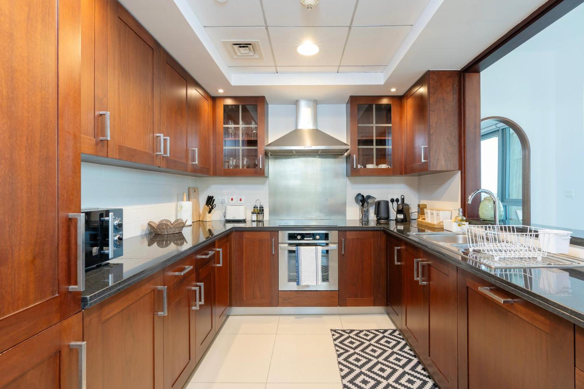 Luxury High Floor 1br With Full Burj Khalifa View By Lägenhet Dubai