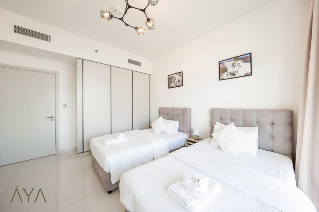 Appartement Luxurious 2-br At Sunrise Bay, Emaar Beachfront *