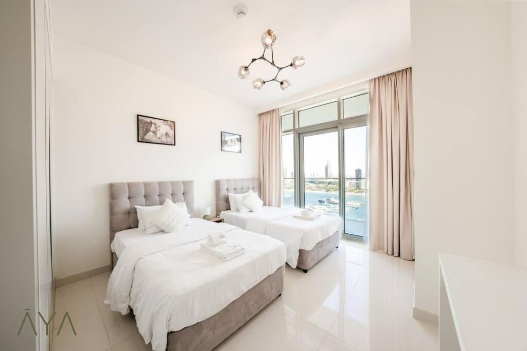 Luxurious 2-br At Sunrise Bay, Emaar Beachfront Dubaï